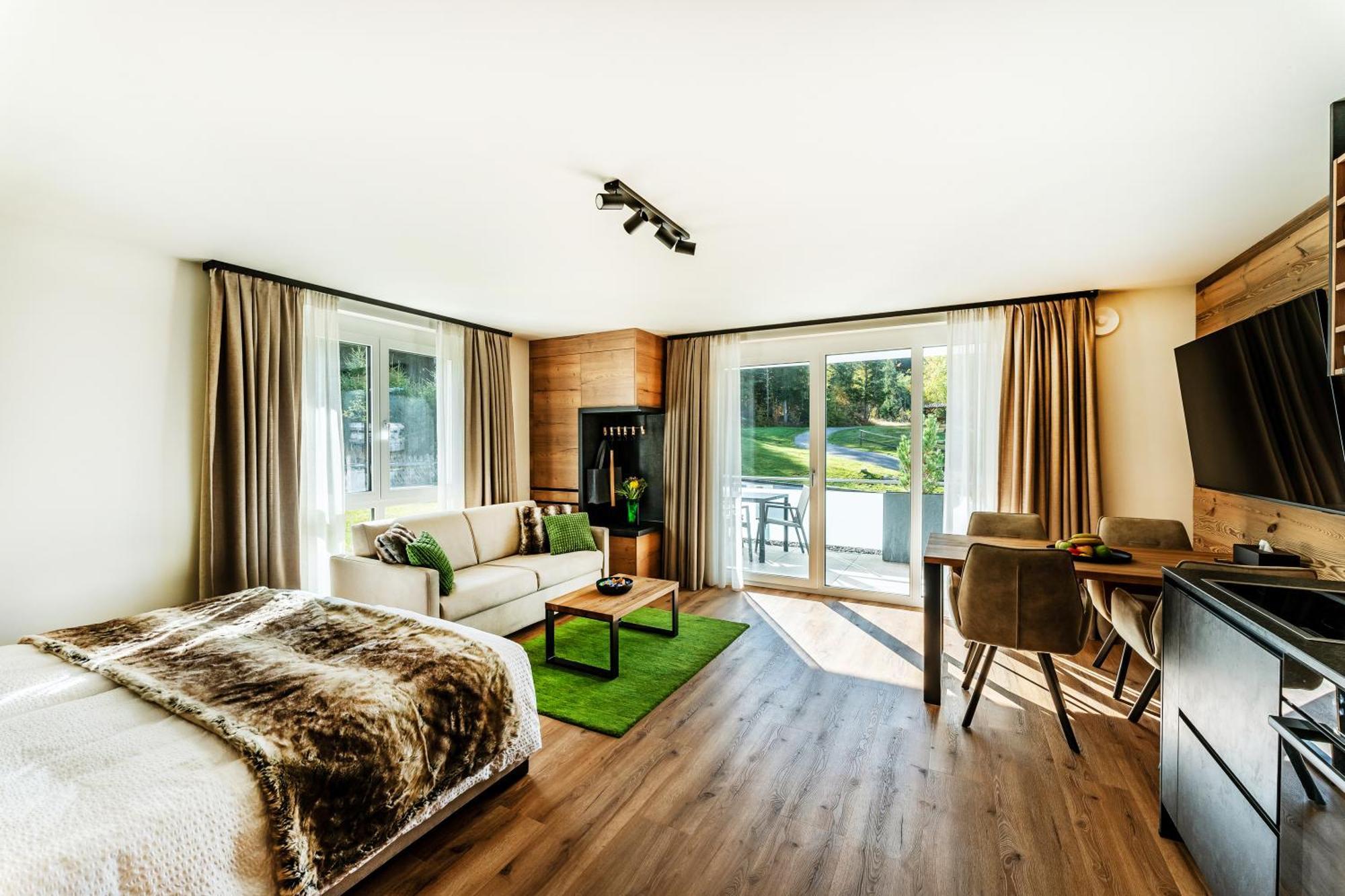 Black Forest Luxury Baerenhoehle Mit Sauna Apartment *